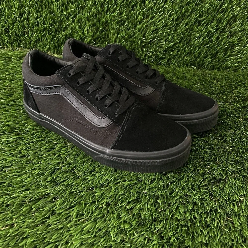 Vans Old Skool Sneaker‎ Shoe Triple Black Suede Canvas Youth Size 3 Sk8